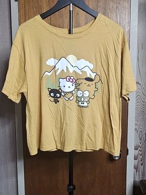 Sanrio Mustard Yellow Graphic Tee with Hello Kitty & Friends Juniors XL